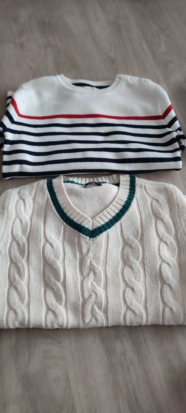 Pulls et sweat-shirts: Kinder Pullover Größe 140 – D'occasion à Tagelswangen par son_z88g 2