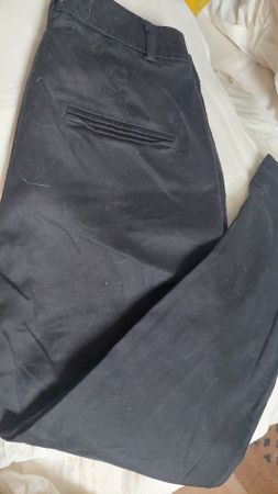 Hose gr.34,schwarz und sehr gut erhalten!