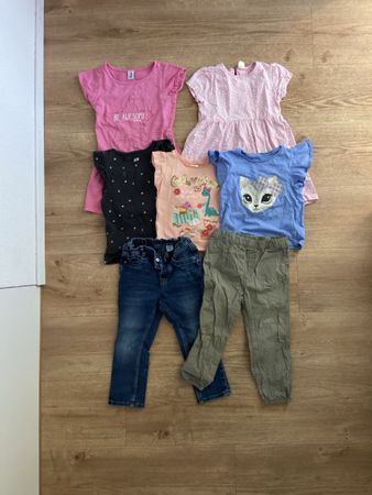 Kleiderpaket Grösse 98/104