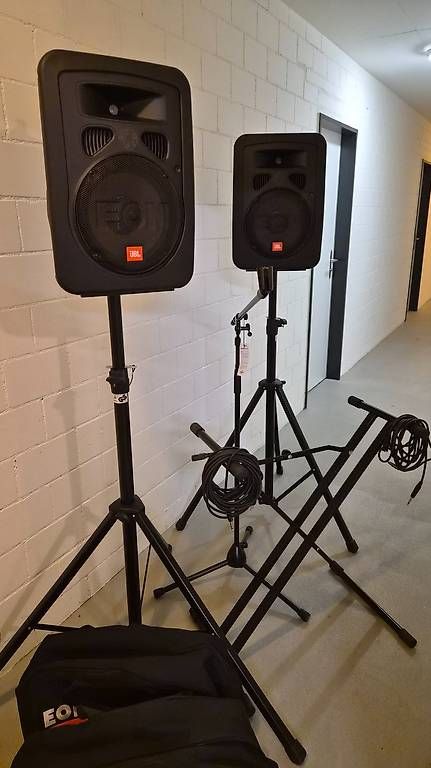 JBL Casse acustiche: JBL Boxen Taschen Ständer Kabel plus – Usato da Gossau ZH venduto da Marcozh1