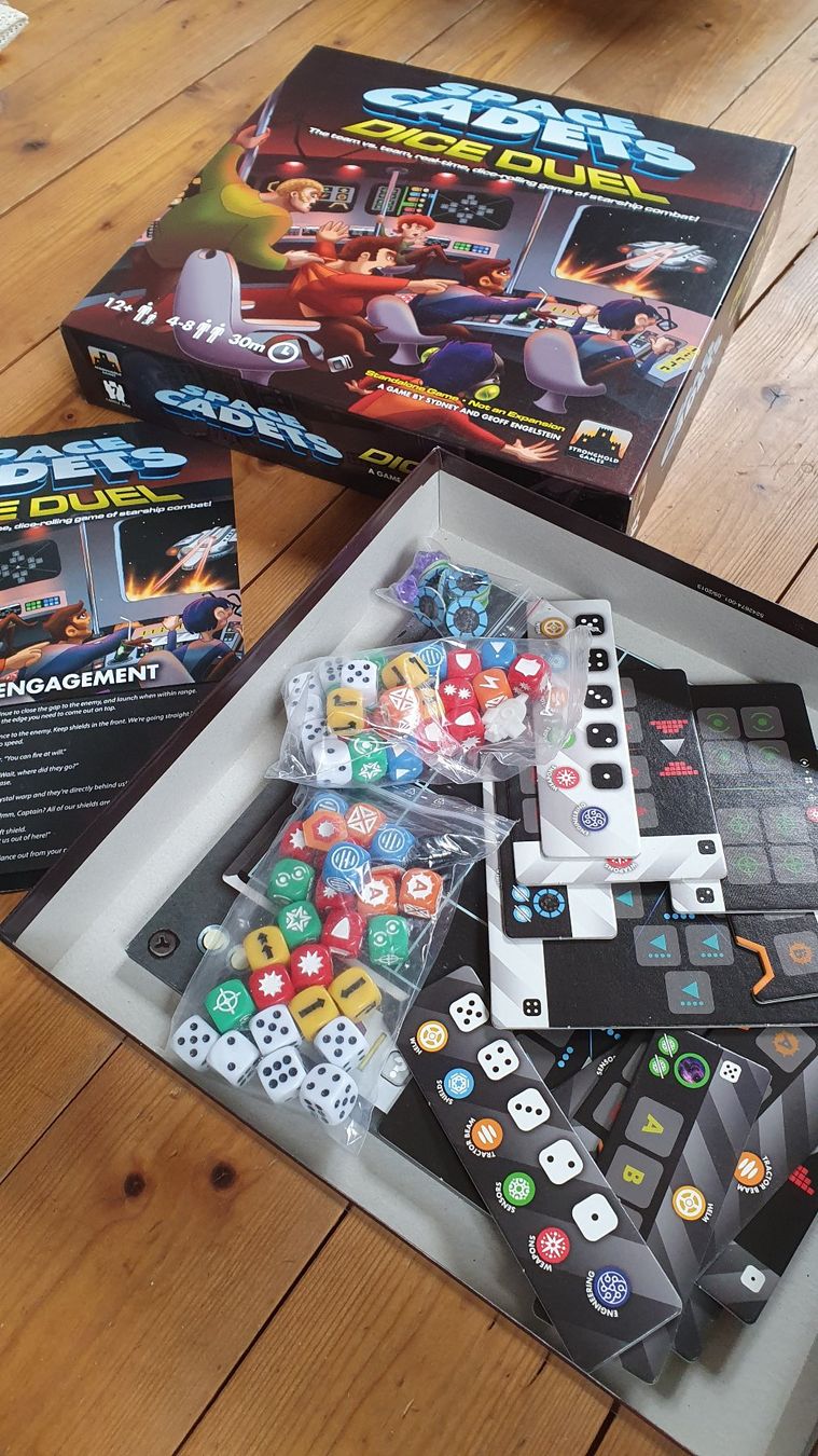 Spiele: Space cadets - Dice duel, der Star-Trek Simulator! – Gebraucht aus Bern von defigurant 2