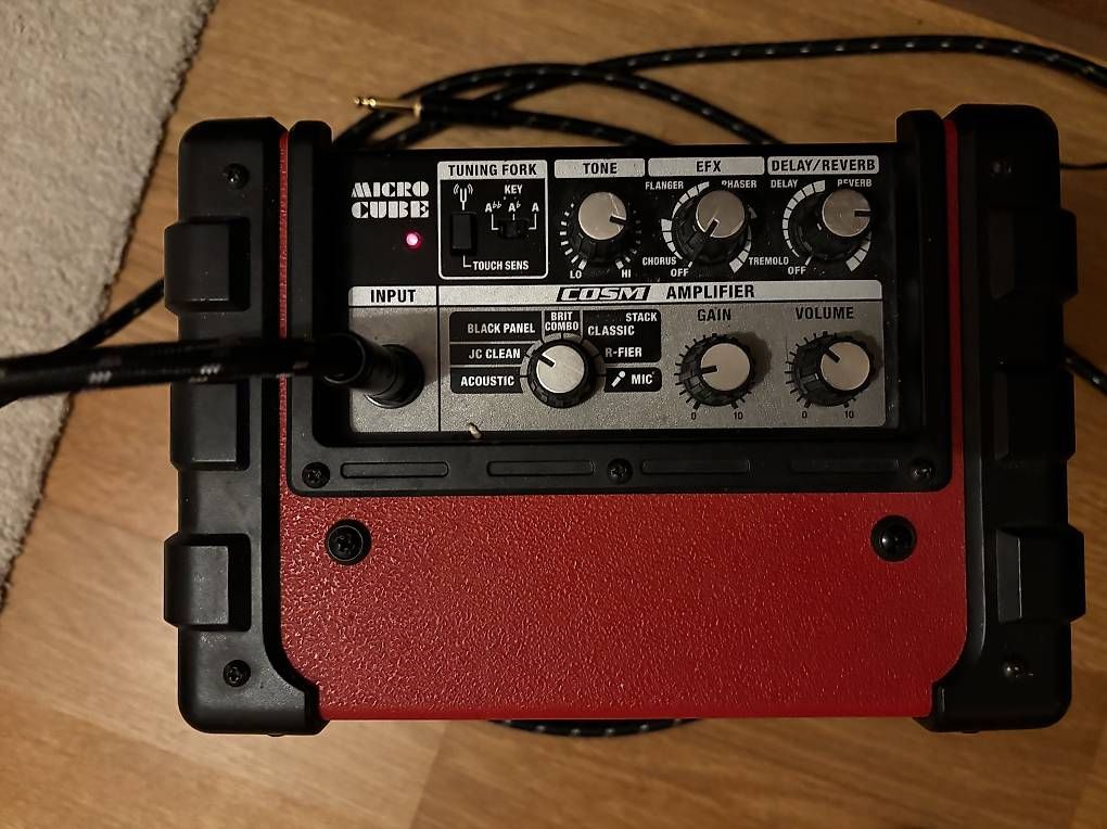 Amplificatori: Ampli guitare Roland Micro Cube – Usato da Montreux venduto da Belmont02 2