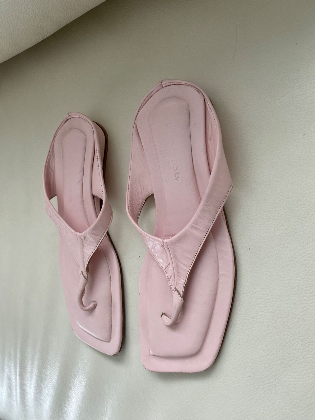 Cube Scarpe da donna: SUMMERTIME - stylische/edle Flip-Flops, rosa, 38 – Usato da Winkel venduto da ferrari2022 1