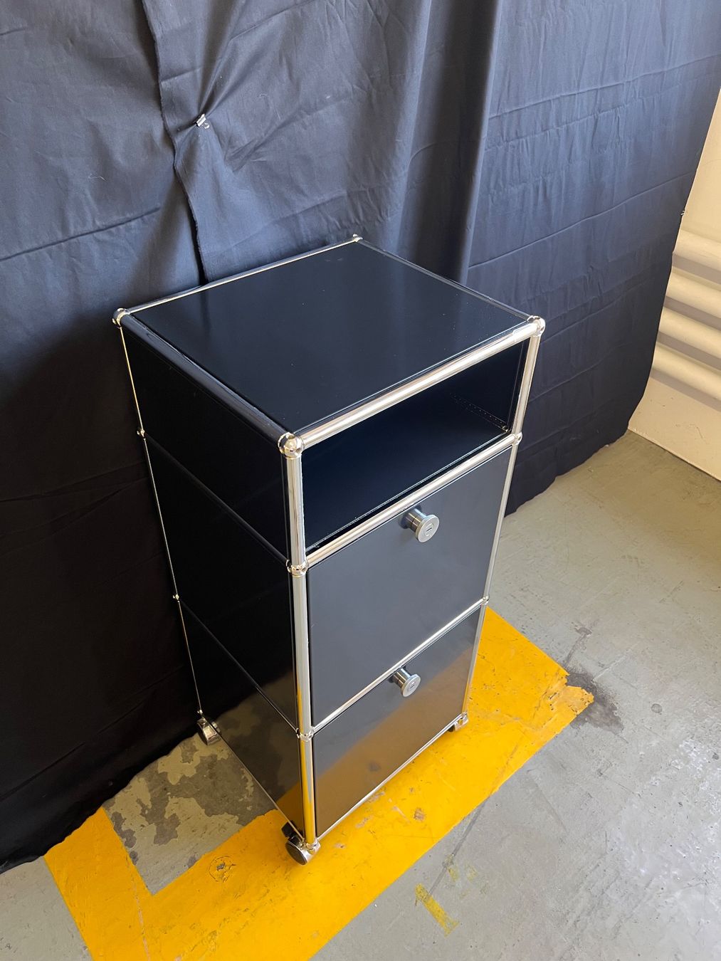 USM Étagères: USM Haller Sideboard Schwarz – D'occasion à Luzern par B-R 1