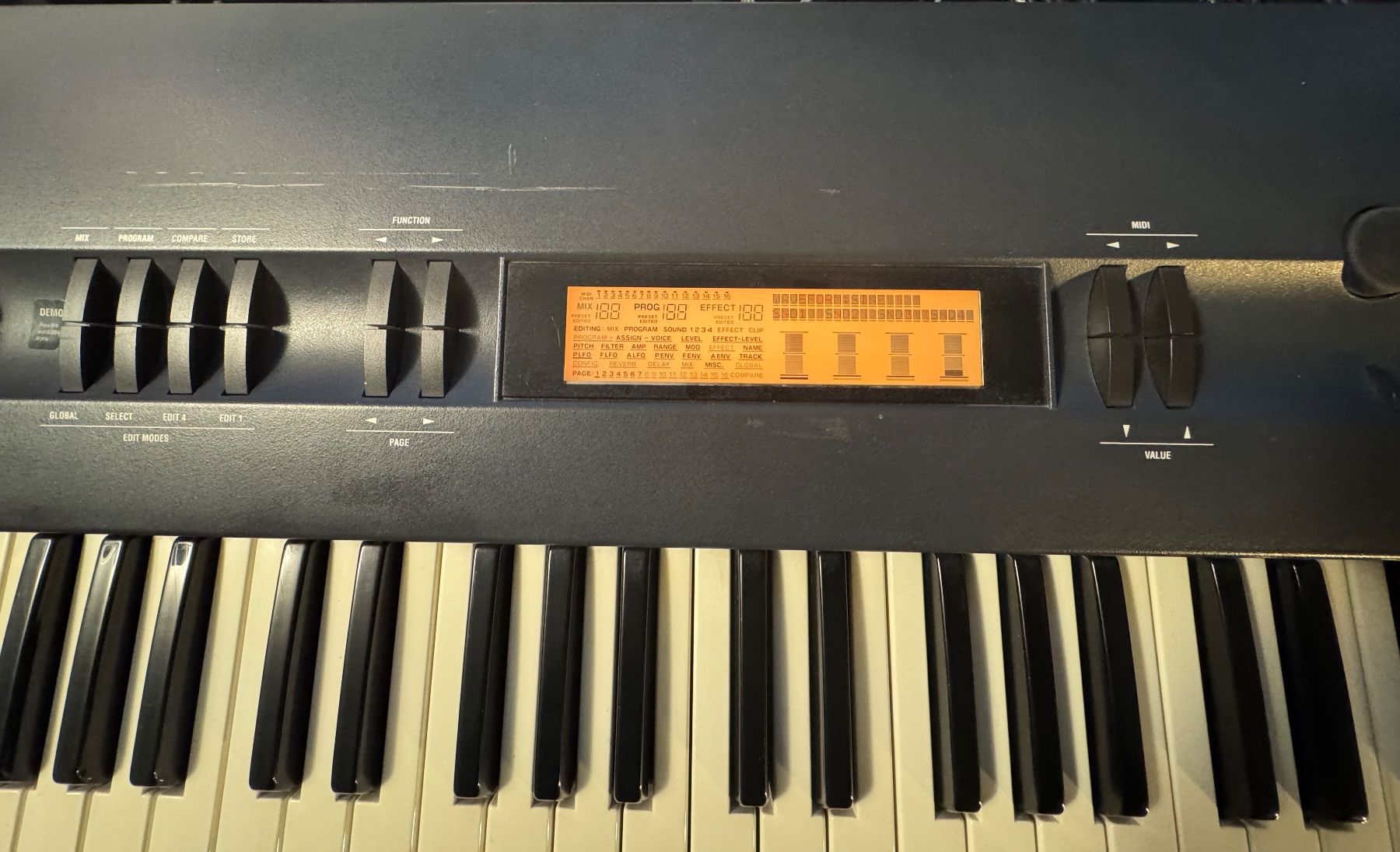 Alesis Strumenti musicali: Alesis Synthesizer zu verkaufen – Usato da Solothurn venduto da Eljuanito 4