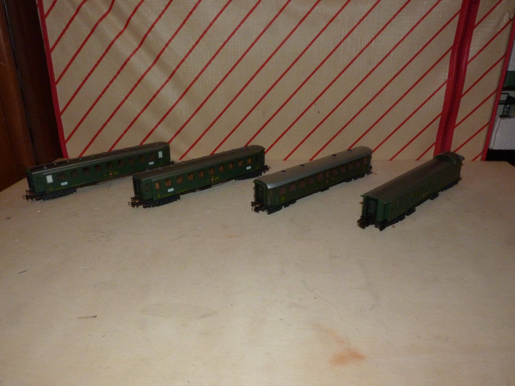 Märklin Modelleisenbahnen: Personenzug der SBB Märklin  Spur H0 – Gebraucht aus Rudolfstetten von Rrst1968 1