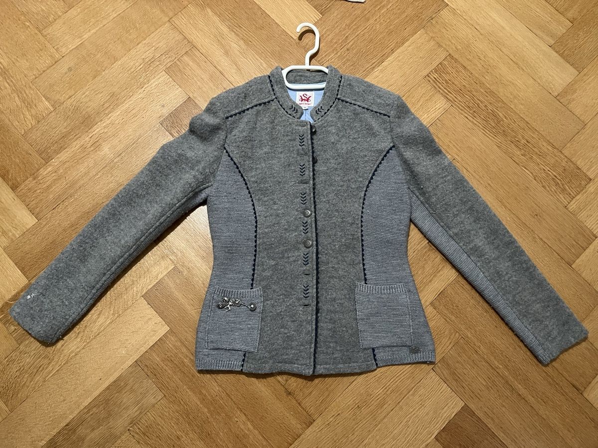 Jacken: Trachtenjacke Gr. 36 – Gebraucht aus Basel von Overkill007