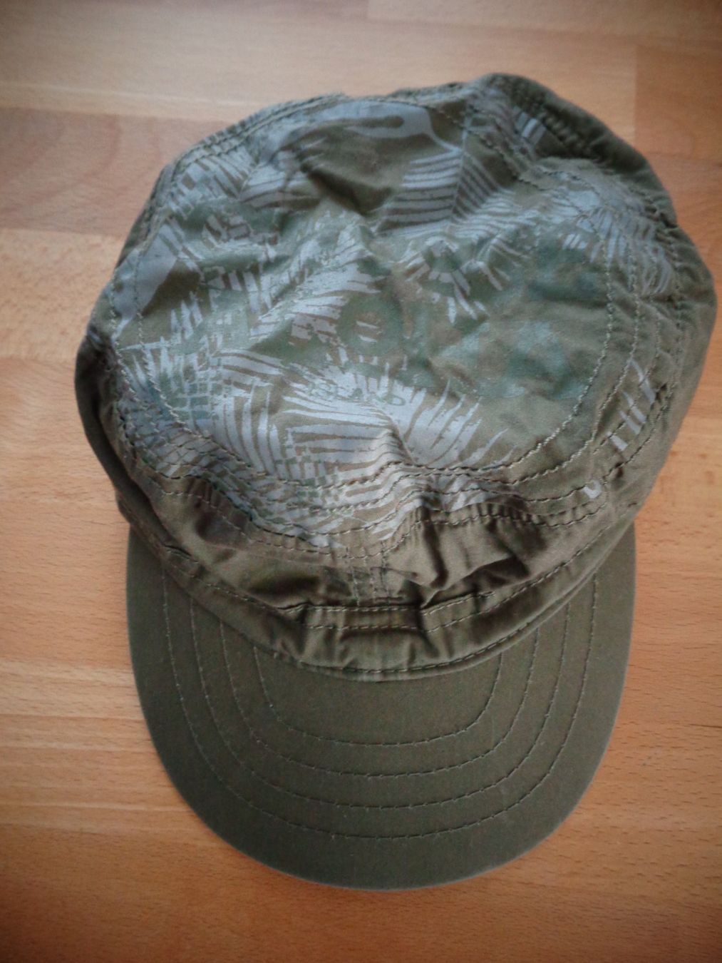 Altro abbigliamento per bambino: 5er Set: verschiedene Caps  8-12 Jahre – Usato da Jonschwil venduto da sonja8472 4