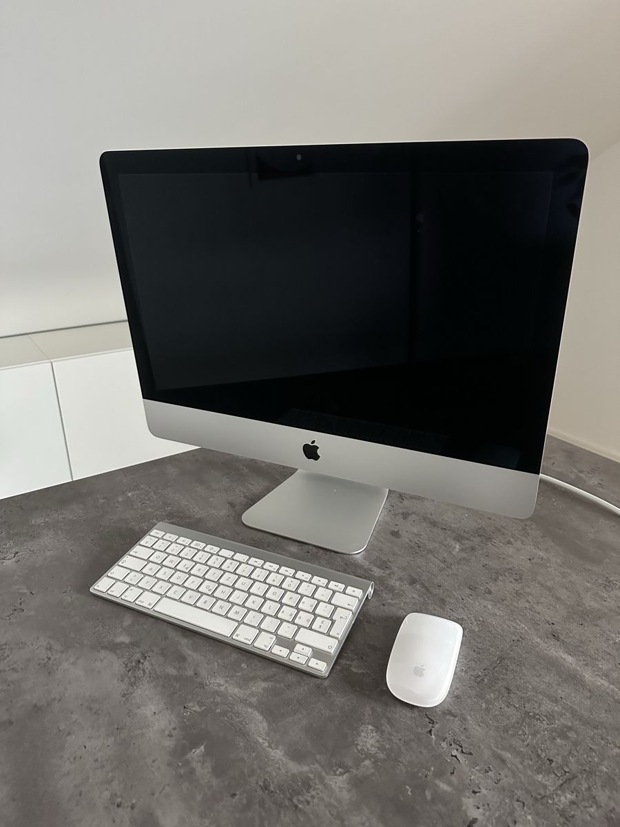Apple PCs: Apple iMac 21.5", late 2015 – Gebraucht aus Steg im Tösstal von Kseat