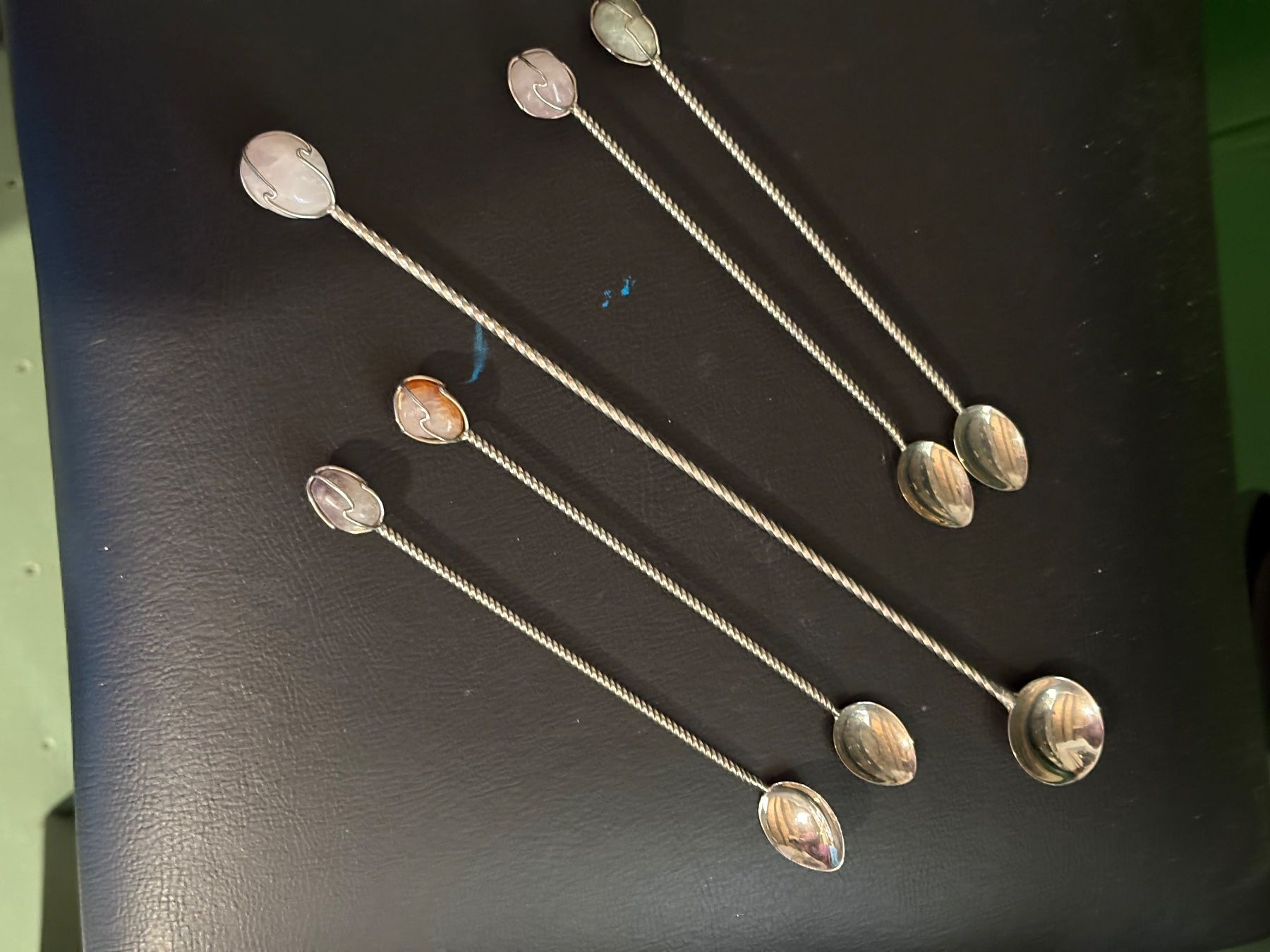 Cucchiai: Teelöffel Set, Silber und Edelsteine, Vintage, 5 Stk. – Usato da Adetswil venduto da AWS03