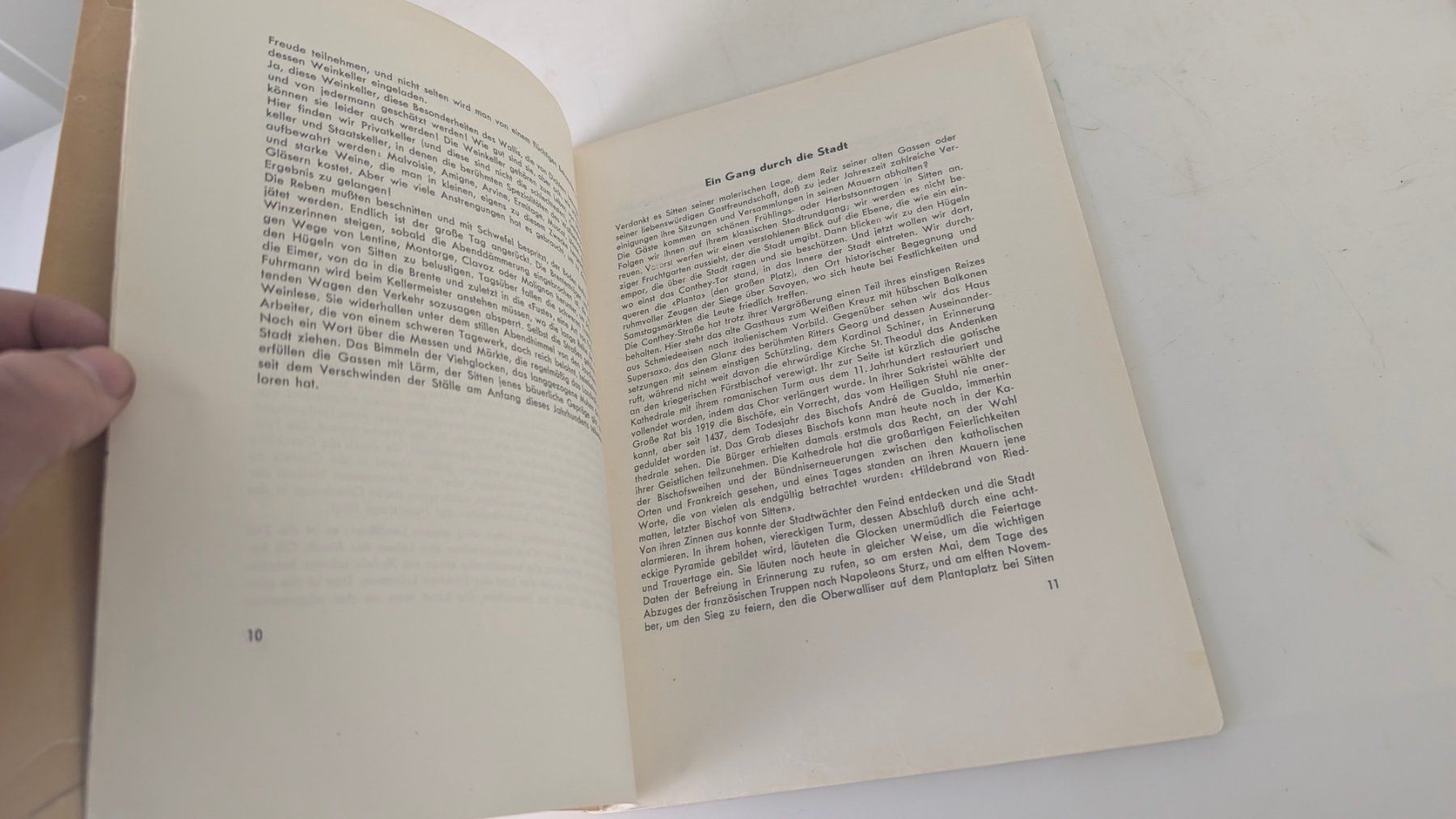 Libri: Schweizer Heimatbücher: Sitten 1948 – Usato da Zürich venduto da axolottchen 9