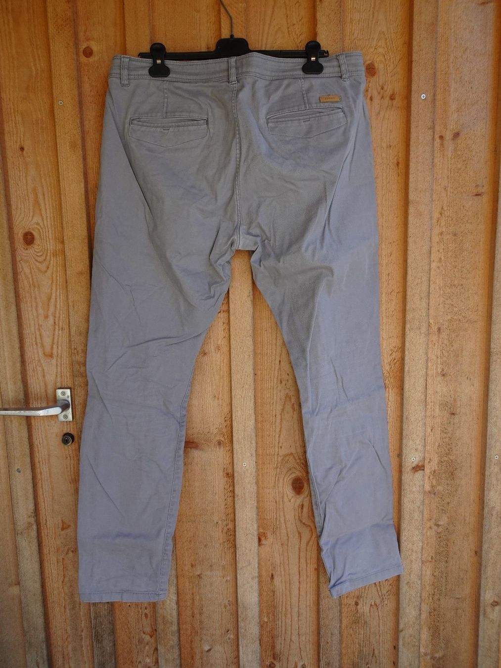 Esprit Pantaloni: ESPRIT Herren Hose grau Gr. W36 - 423180 – Usato da Küssnacht am Rigi venduto da Good4Deckeli 1