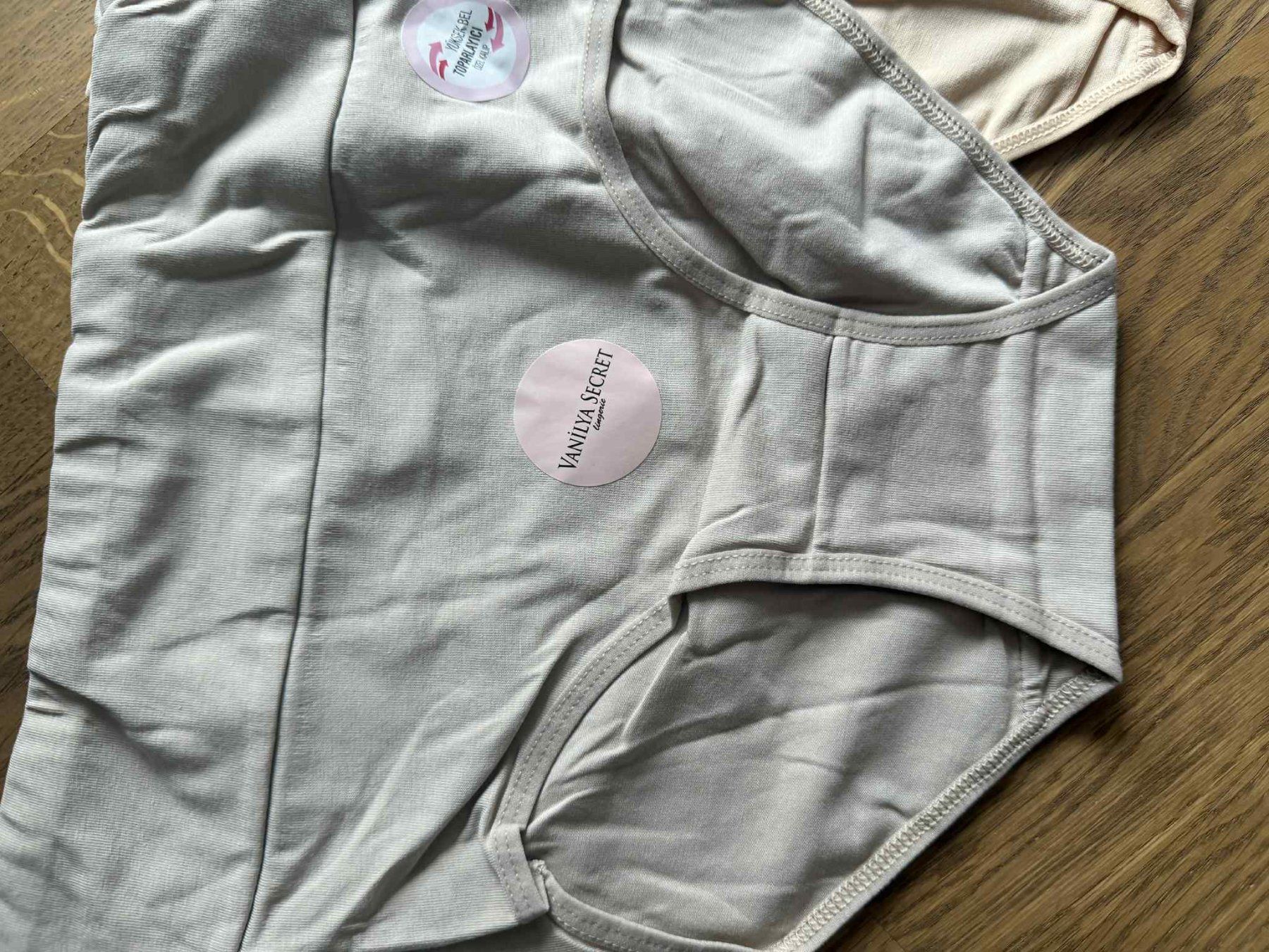 Altra biancheria intima: Damen Slips, Neu M 3 STÜCK – Nuovo e nell'imballaggio originale da Riehen venduto da ann_76jw 7