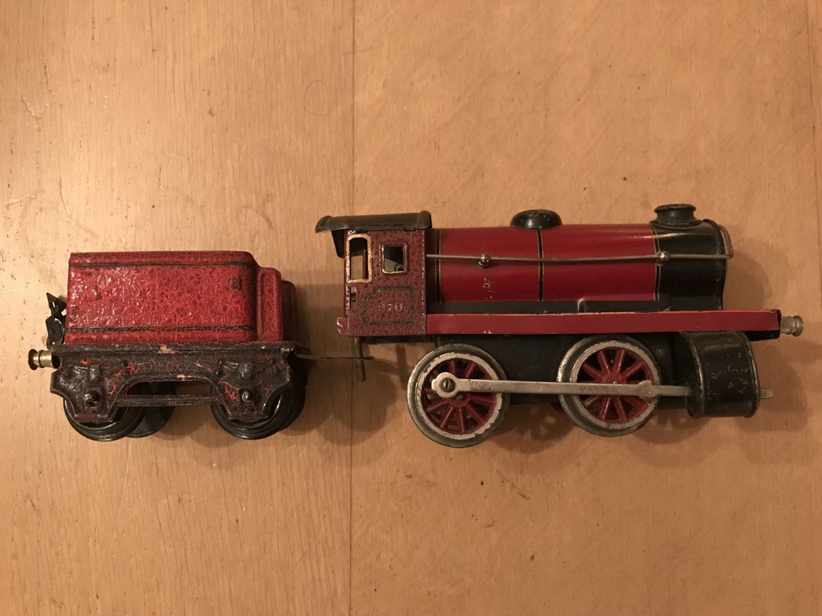 Märklin Modelleisenbahnen: Märklin Dampflok Uhrwerk Spur 0 – Gebraucht aus Zürich von Kiron