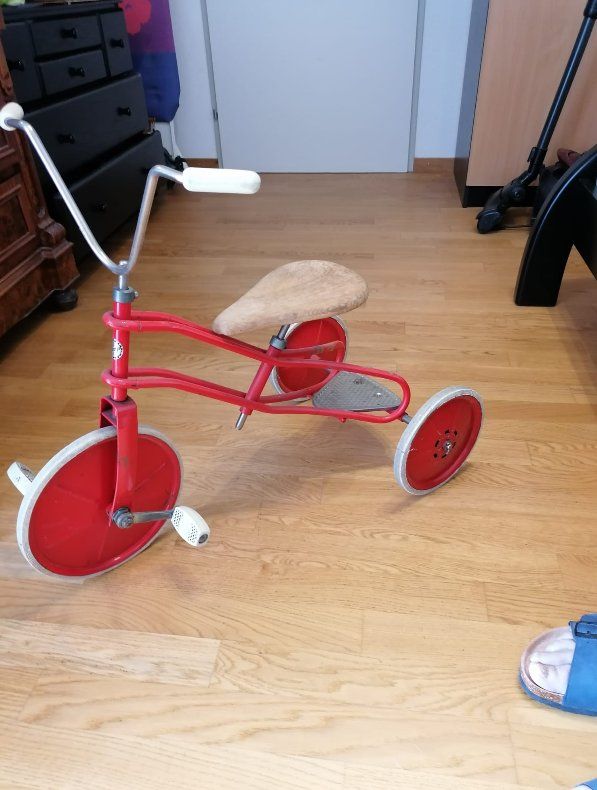 Veicoli per bambini: Kinder Tretrad – Usato da Uetliburg SG venduto da Foxhotel