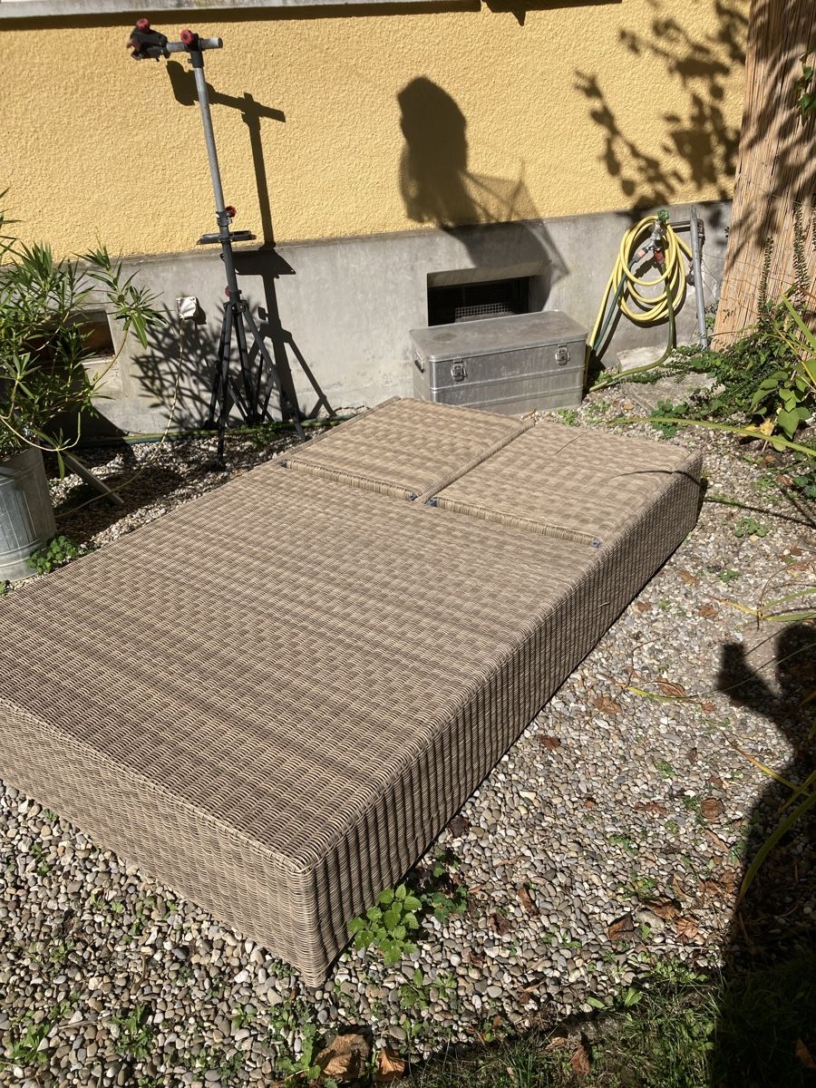 Liegen & Liegestühle: Gartenliege Rattan – Gebraucht aus Biel/Bienne von balurdo 4
