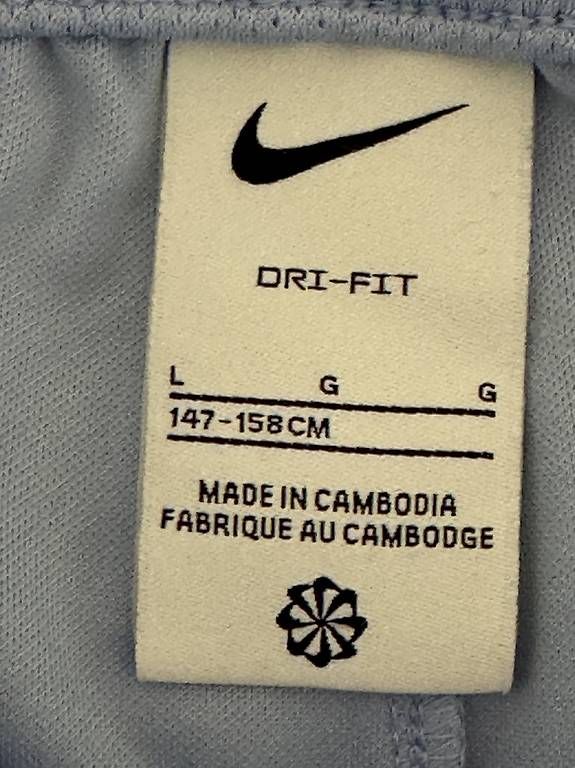 Nike Lotti & Set di vestiti: Ensemble sport Nike 158 – Usato da Blonay venduto da IGORN 2