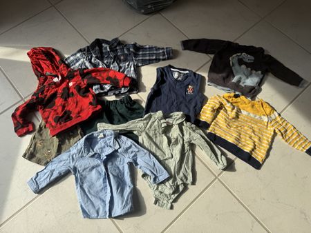 1 Sack Jungskleiderpaket Grösse 68+74 super Zustand