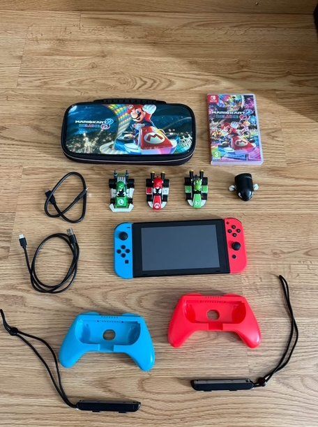 Nintendo Konsolen: Nintendo SWITCH – Gebraucht aus Rotkreuz von Noex_96