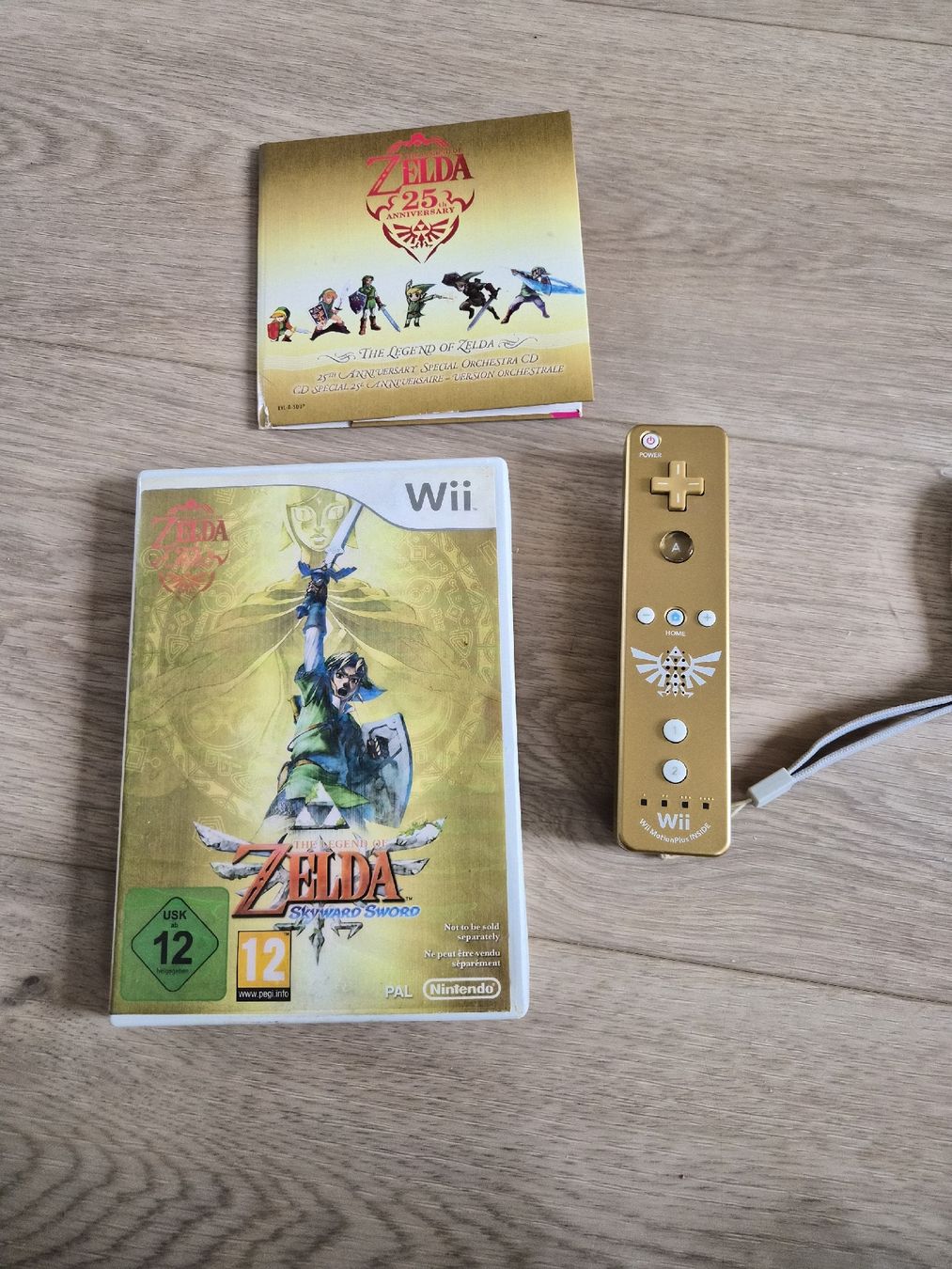 Nintendo Giochi: Jeu Wii Zelda Skyward Sword télécommande dorée CD special – Usato da La Joux FR venduto da car_ck96