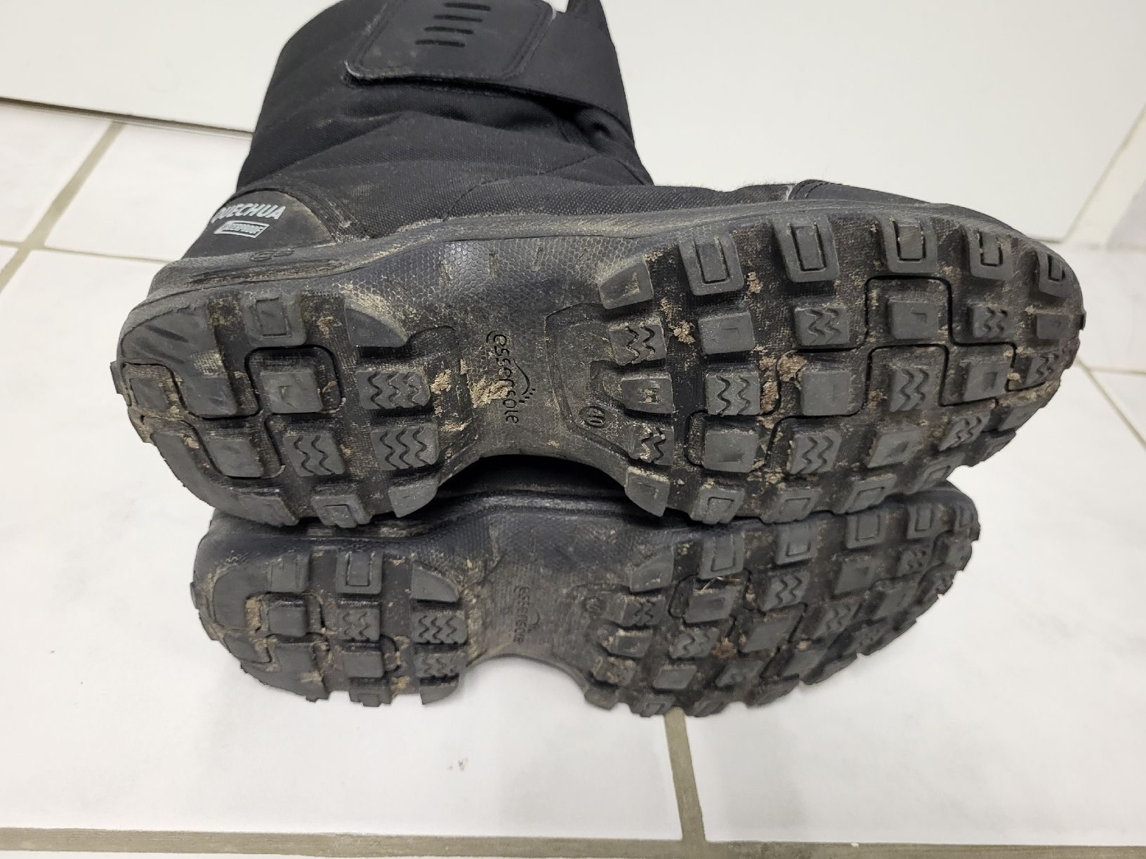 Scarpe per ragazzi: Winterstiefel von Quechua – Usato da Horgen venduto da Catch22 2