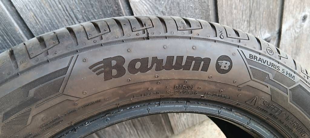 Barum Pneumatici & Ruote complete: Sommerpneu 185/55/15" – Usato da Buttisholz venduto da gaz_n2xy 4