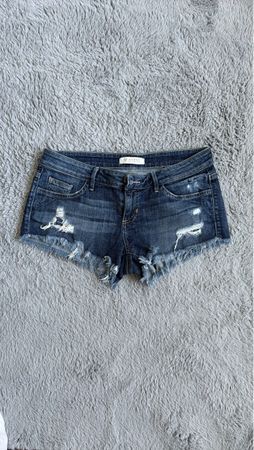 Guess Jeans Hotpants, Sommerlook mit Fransen, Grösse 27