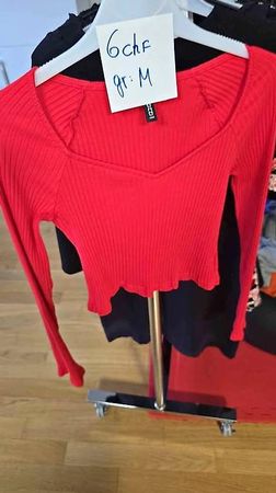 Damentops/6chf / Gr :M