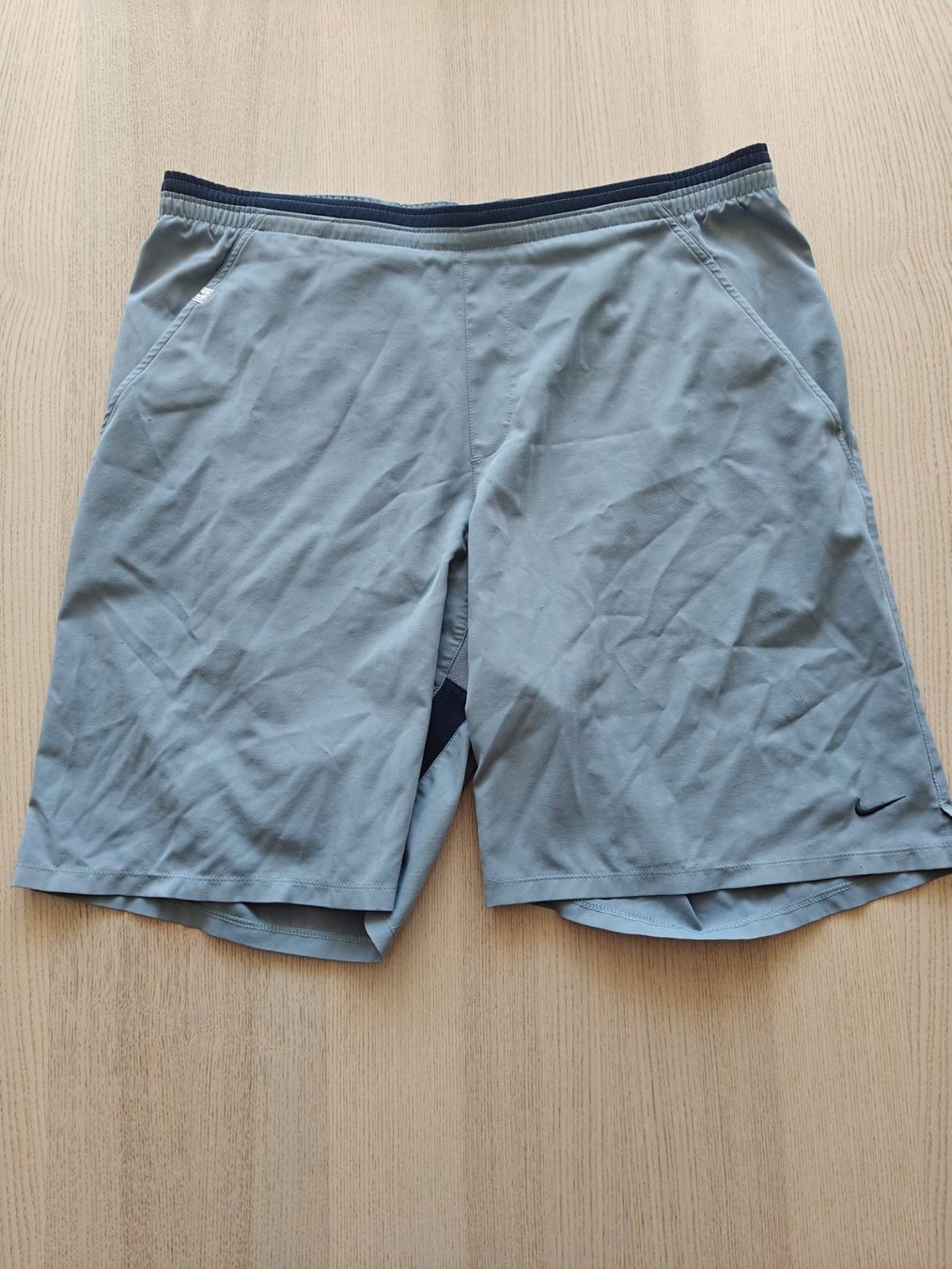 Nike Hosen: Vintage Nike Shorts – Gebraucht aus Bern von tingu