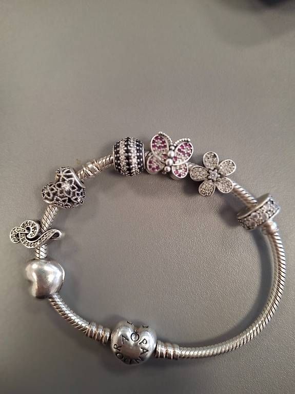 Bracciali & Braccialetti: Vendo braccialetto Pandora 19 cm – Usato da Giubiasco venduto da Laretta 1