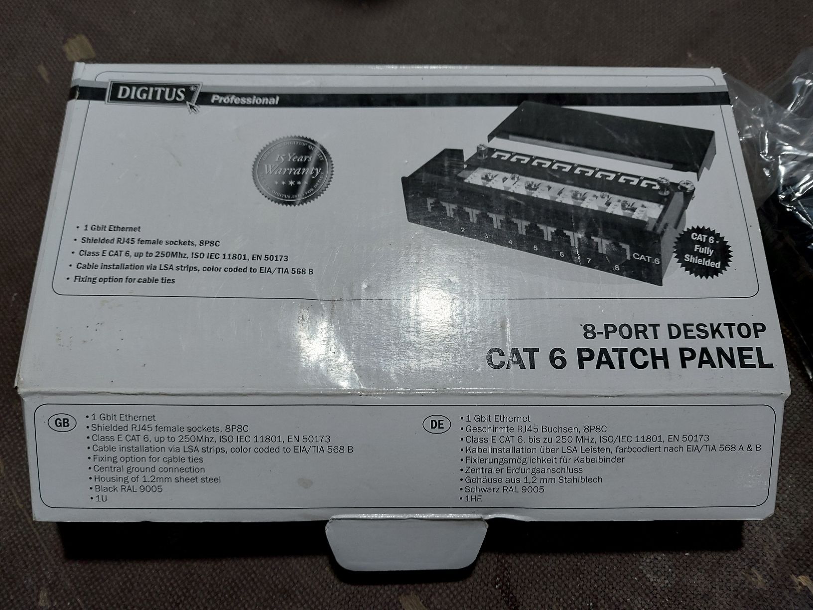 Racks & Cavalletti: OVP DIGITUS CAT 6 Patch Panel, 8 Port Desktop – Nuovo e nell'imballaggio originale da Eglisau venduto da HB9ELV