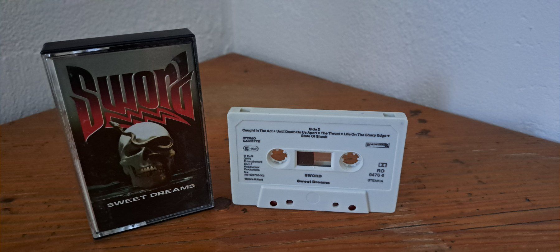 Musicassette: Kassette - SWORD - Sweet Dreams – Usato da Oberdorf SO venduto da Seventy_One 2