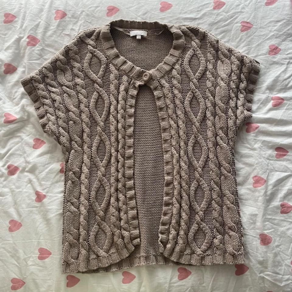 Bolero: Cream knitted cardigan with a button-up front, size L – Nuovo (secondo la descrizione) da Winterthur venduto da hachiscutecloset