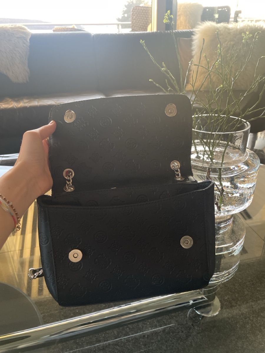 Guess Borse da donna: Guess Handtasche Schwarz – Usato da Steinach venduto da ariana.xe 5