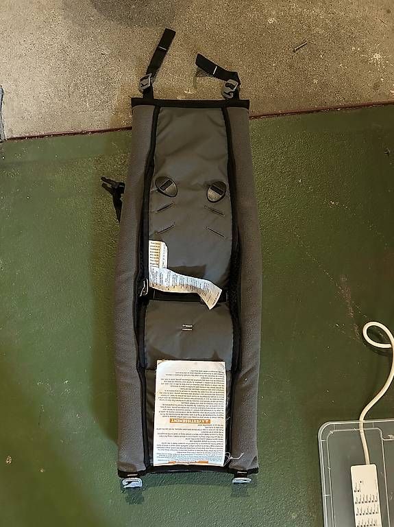 Thule Pezzi di ricambio: Thule Chariot Infant Sling Hängematte – Usato da Schüpfen venduto da mbern09 1
