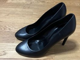 Hugo Boss High Heels Größe 38. Top Zustand und Preis!!!