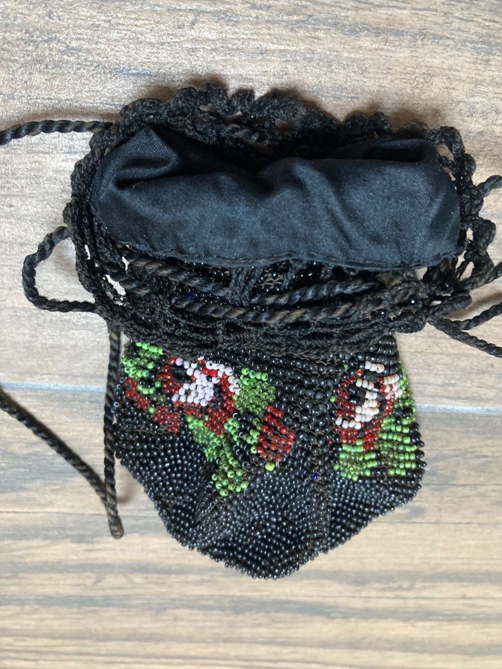 Borse da donna: antike Perlentasche Perlbeutel mit Innenfutter schwarz – Usato da Dulliken venduto da gab_jdr2 3