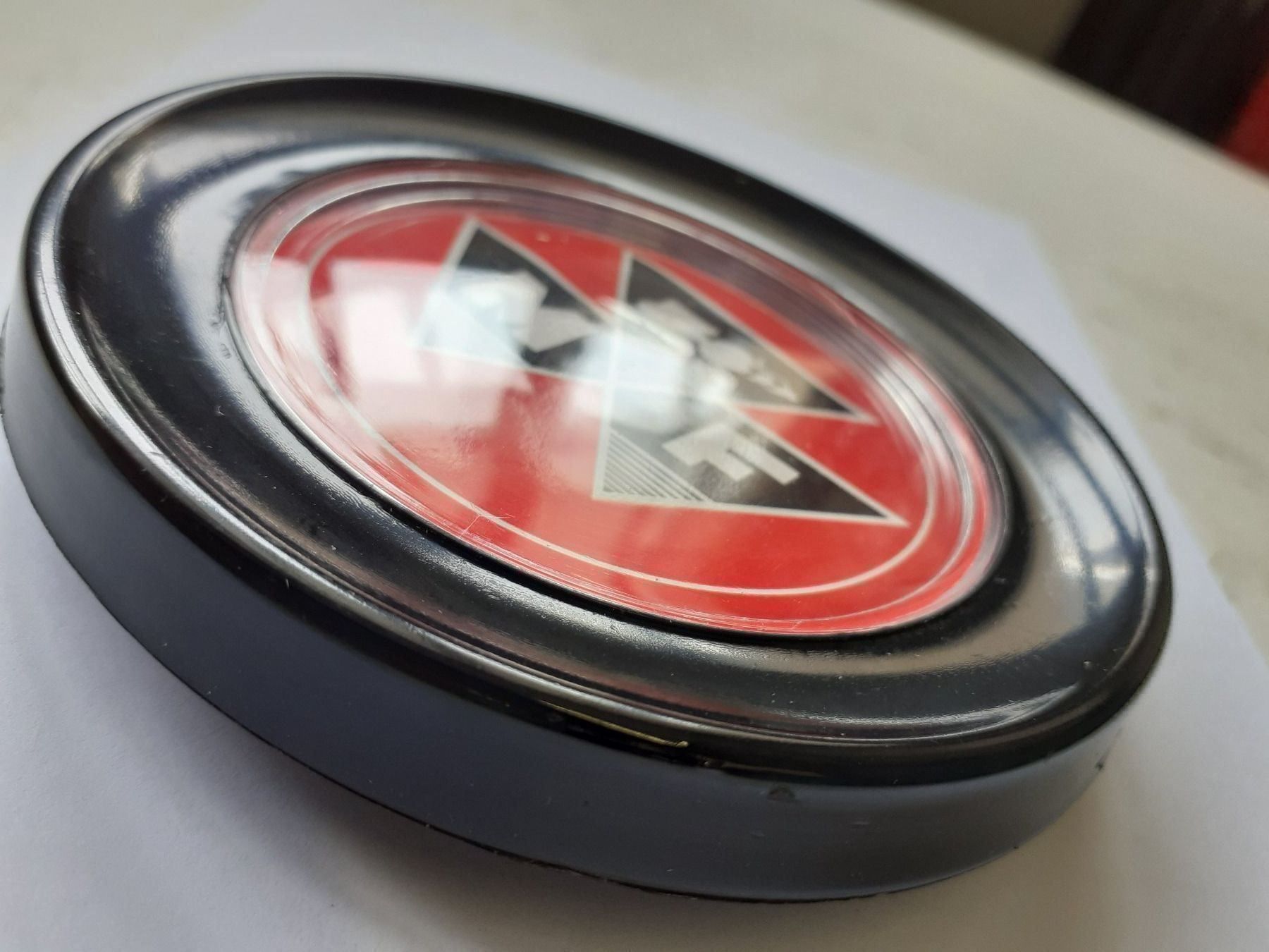 Massey Ferguson Trattori: MF-Lenkraddeckel – Nuovo (secondo la descrizione) da Rothenthurm venduto da mf-schuler 1