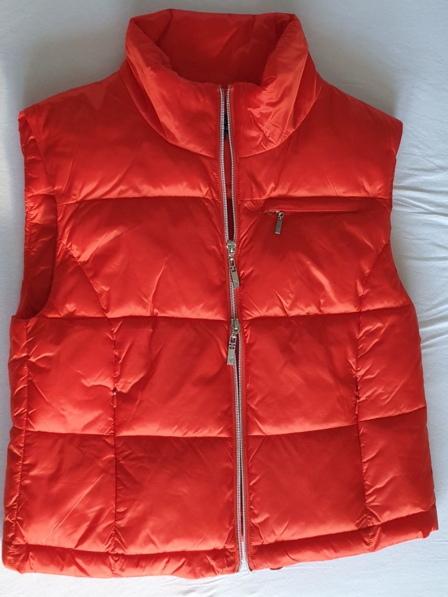Monari Gilets & Westen: Gilet von Monari, Gr. 36 – Gebraucht aus Basel von Luzora
