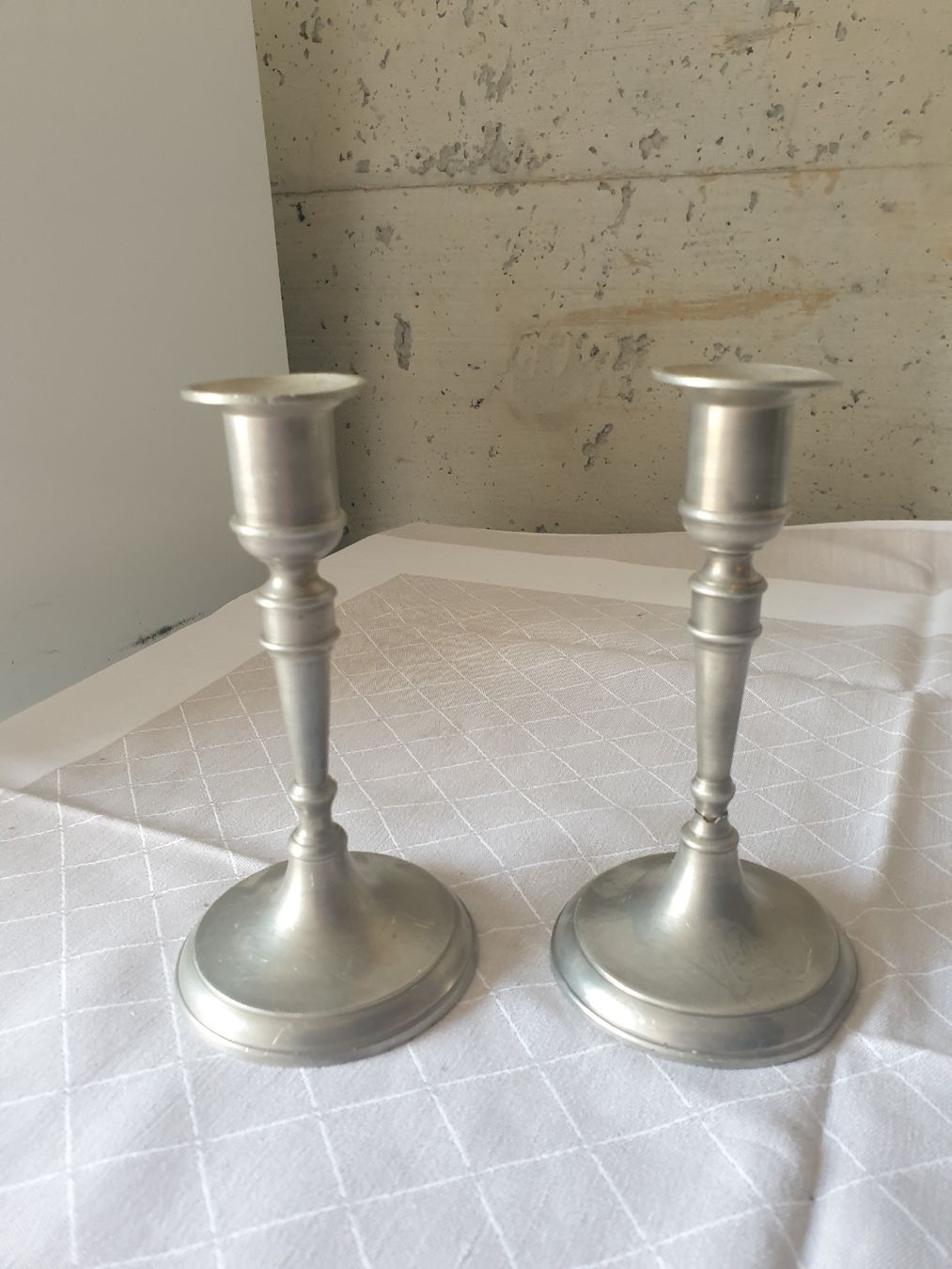 Kerzenständer: 2 bougeoirs en étain – Gebraucht aus Vauderens von sylvieswiss
