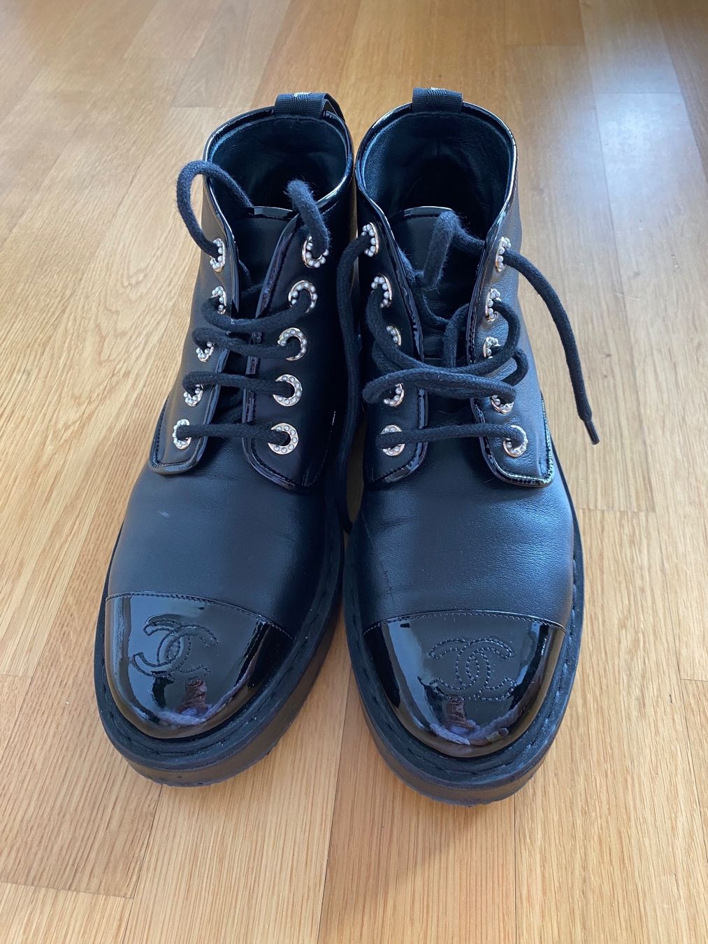 Chanel Scarpe da donna: CHANEL BOOTS – Usato da Glattpark ( Opfikon ) venduto da anna-zuerich 6