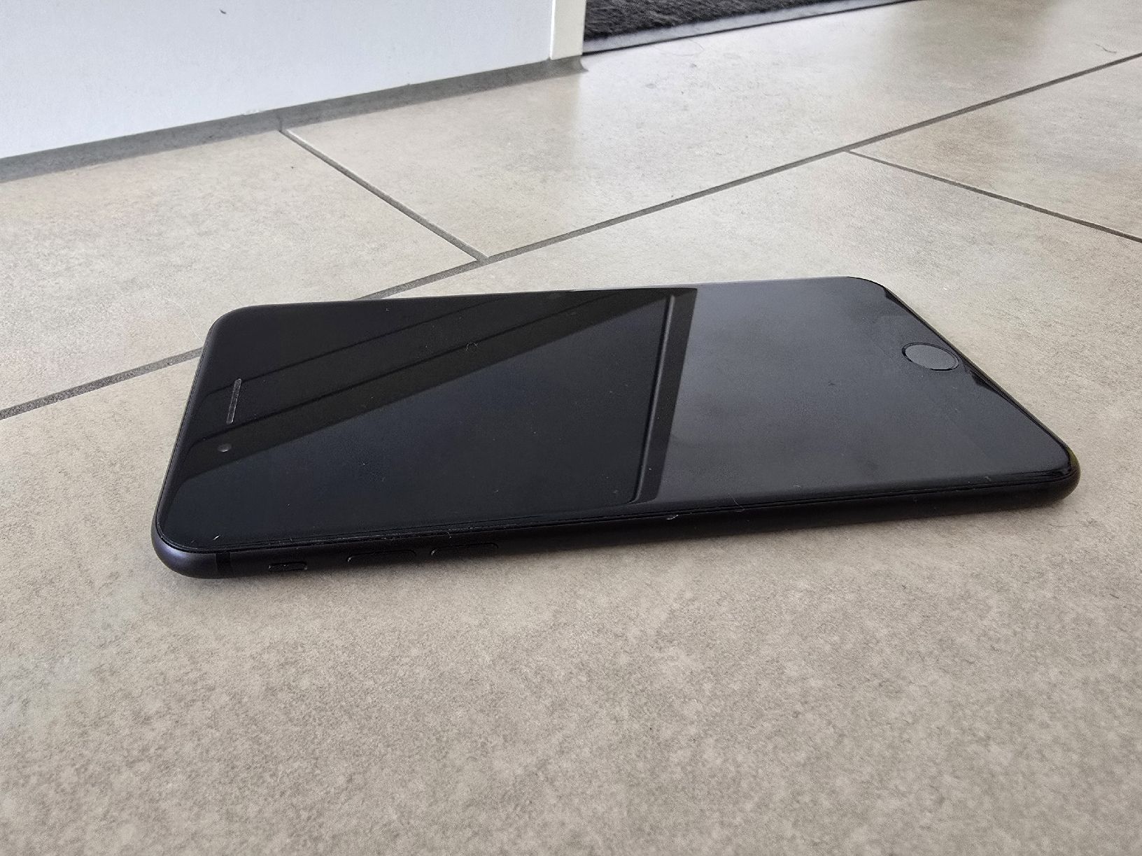 Apple Handys / Smartphones: Apple iPhone 7 Plus - 32GB – Gebraucht aus Rickenbach b. Wil von VeryLovelyThings 4