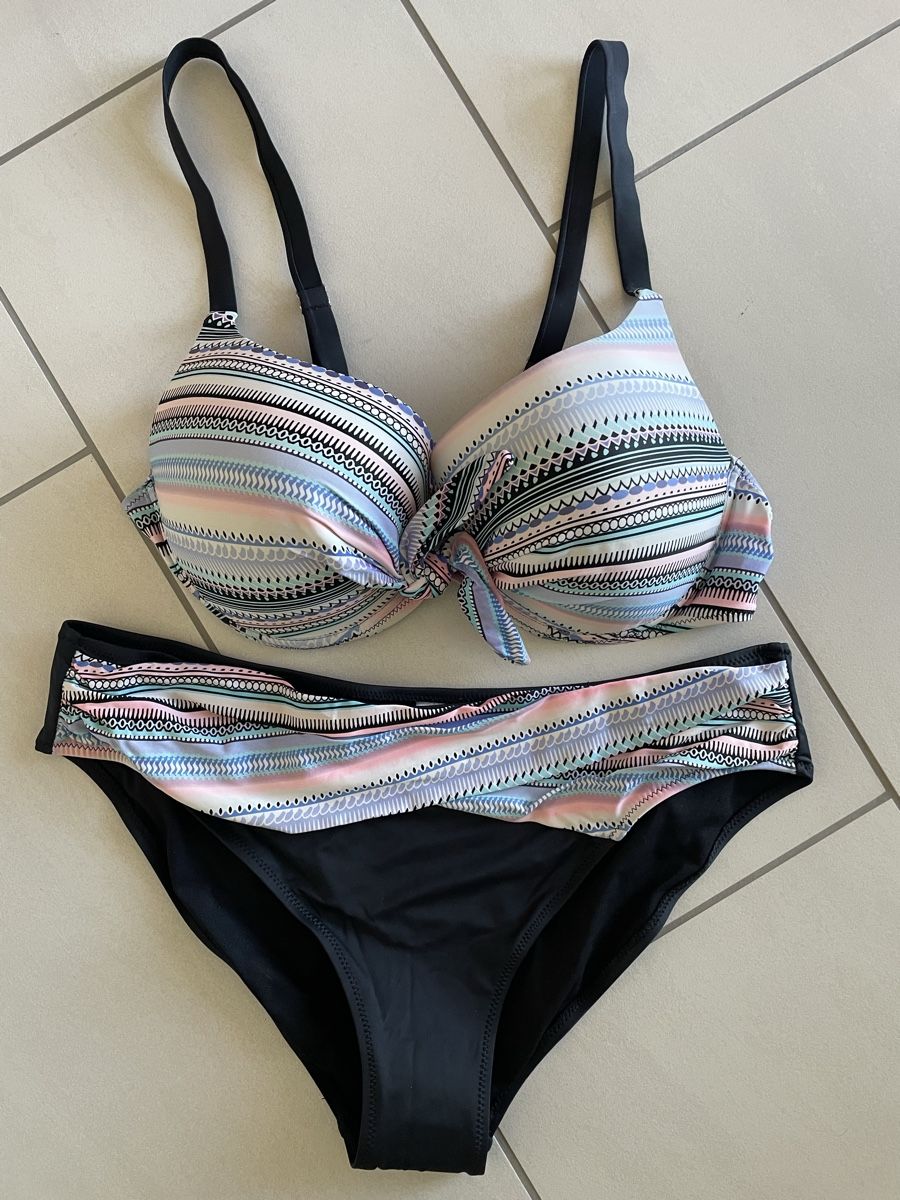 Costumi da bagno & Bikini: Bikini XL – Nuovo (secondo la descrizione) da Rüti ZH venduto da kar_xx9l
