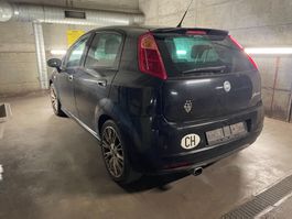Schöner Fiat Punto 1.4 Turbo