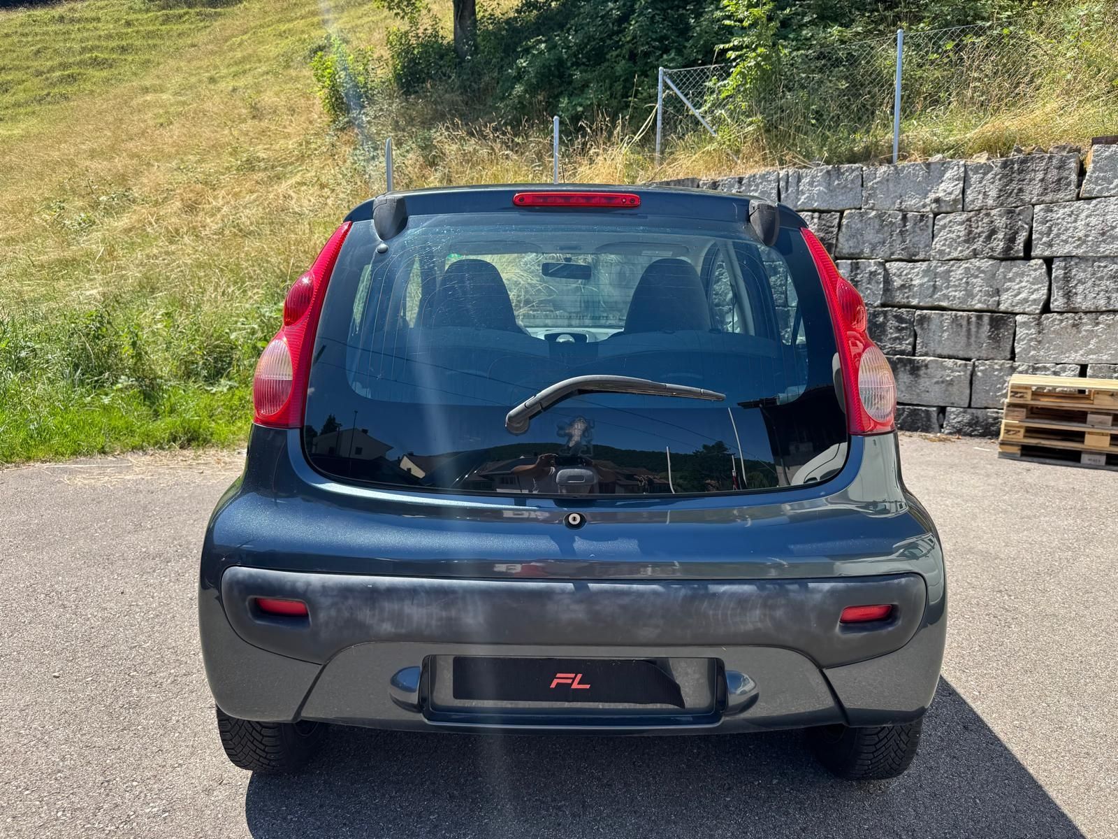 Peugeot Autos: Peugeot 107  1.0i – Gebraucht aus Waldenburg von vbo_7pkn 3