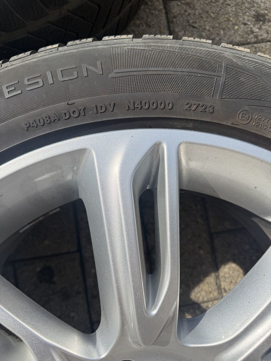 Pneus & Roues: Original Winter Kompletträder Range Rover Velar – D'occasion à Eichberg par patrick-071 1