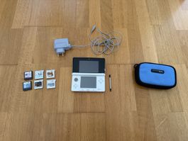 Nintendo 3DS Konsole mit 6 Spielen und Zubehör
