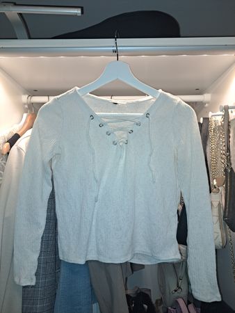 weisses langarm Shirt mit Schnürung Gr. XS/S