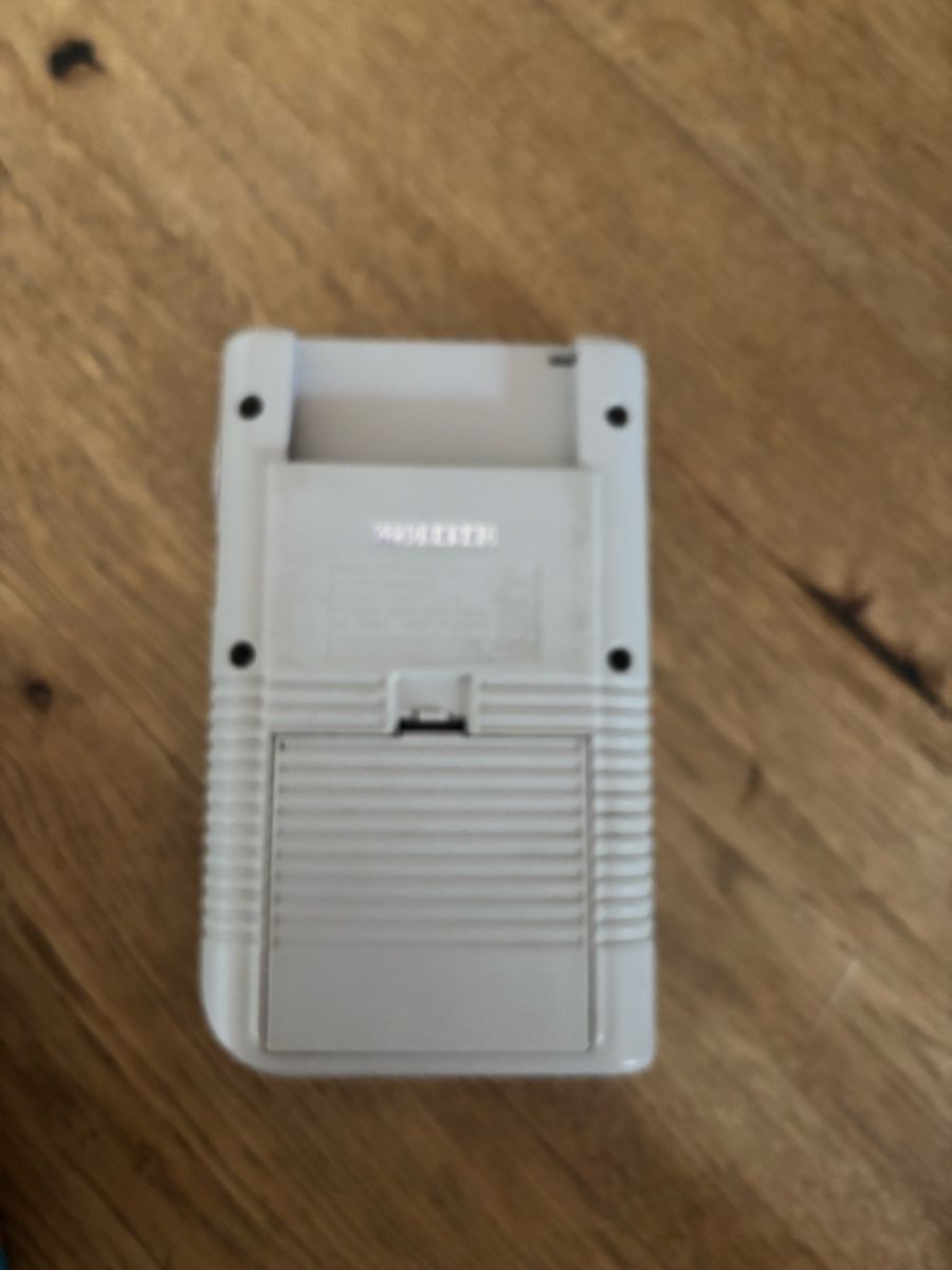 Nintendo Jeux: Nintendo Game Boy Konsole gut erhalten – D'occasion à meiringen par Vlinder01 1