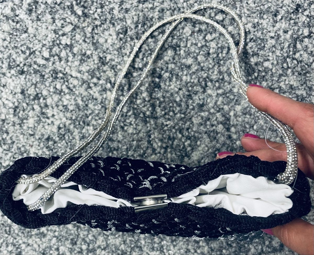 Borse da donna: Chic Handtasche,,Schwarz/Silber, Festlich & Elegant – Nuovo e nell'imballaggio originale da Au ZH venduto da Jaggy4 3